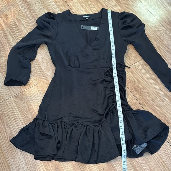 BNWT STEVE MADDEN Nyla Long Sleeve Dress - Picture 15 of 16